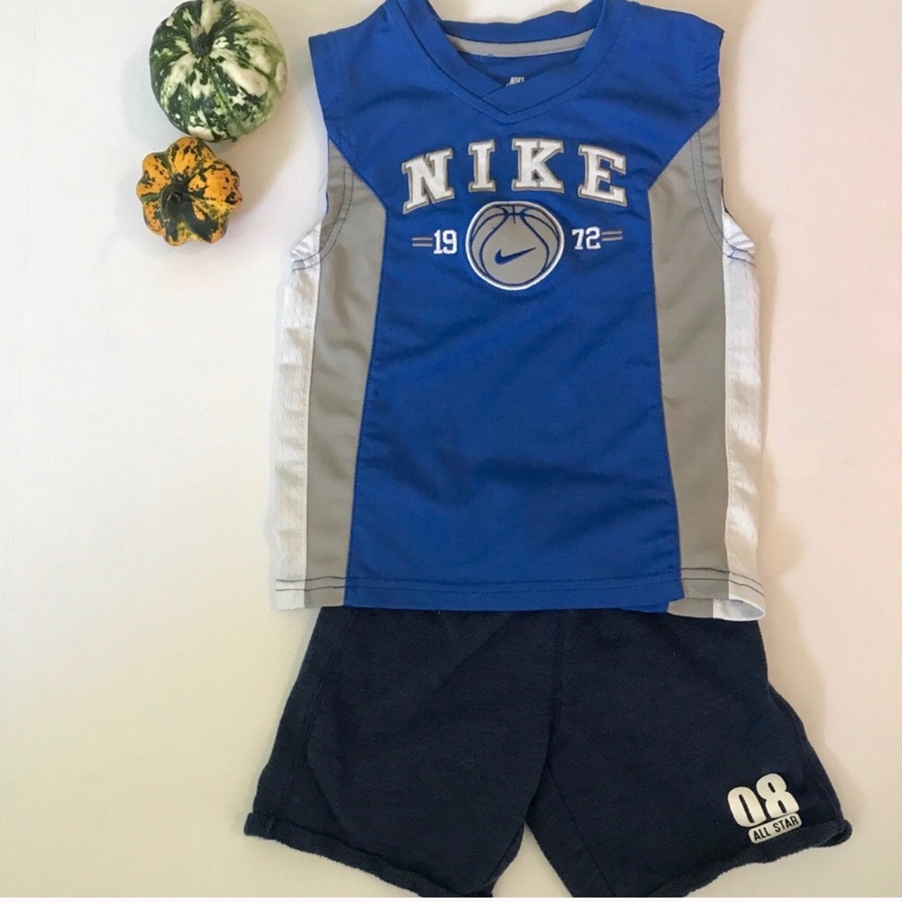 NIKE blue and white sleeveless top- 3T in EUC - Picture 3 of 6